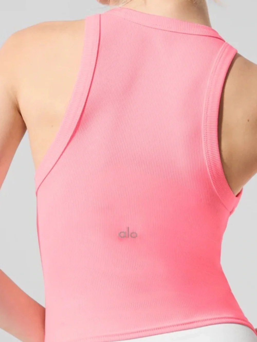 Alo yoga goddess ribbed tank top neon bubblegum NEW WITH TAGS MEDIUM - Picture 2 of 6
